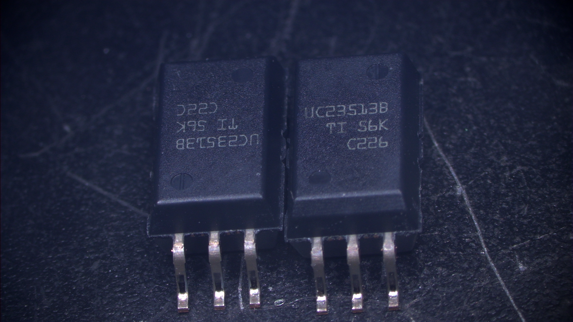 UCC23513_1.bmp