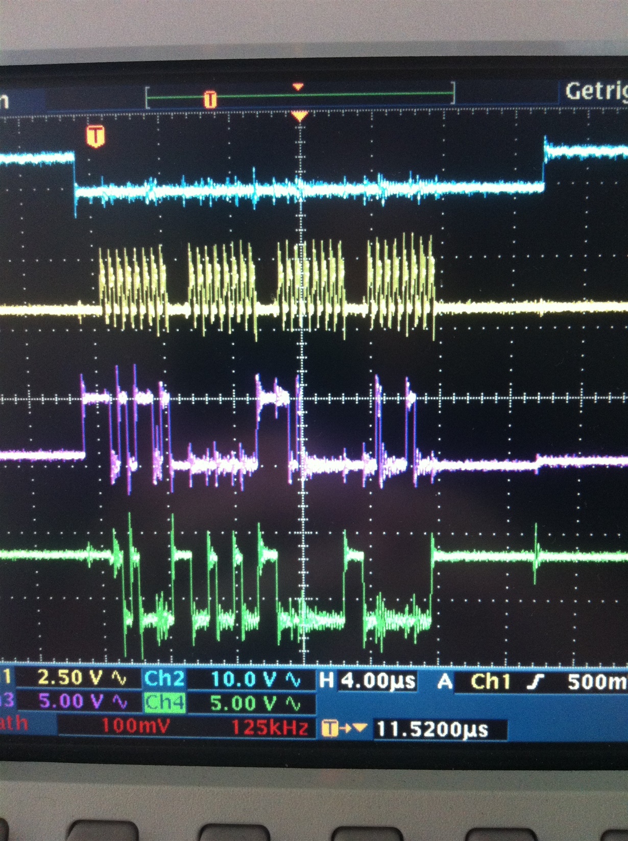 ADS8689: SPI - Sending READ command but getting zeros - Data converters ...